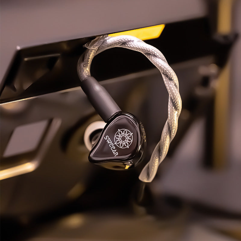SWEEAR AURORA (Limited Special Edition) – Dodeca Driver In-Ear Monitor